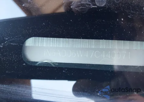 2007 Nissan Frontier Nismo Off Road из США, поврежденный, VIN 1N6AD06W47C440071